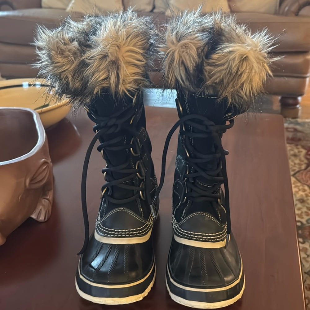 Women’s Sorel Joan of Arctic Winter Boot Size 7